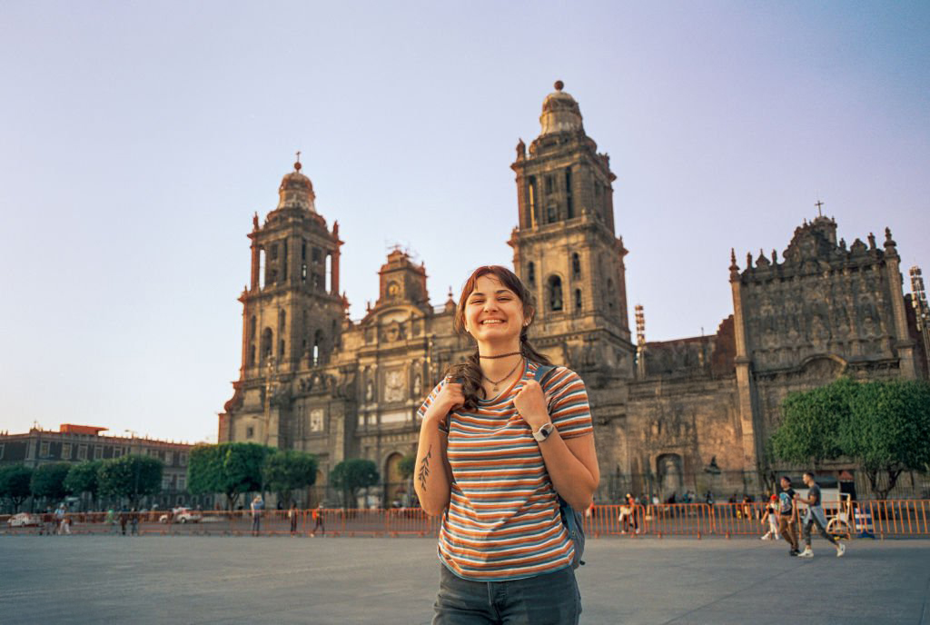 Young Caucasian woman walking in Mexico City
